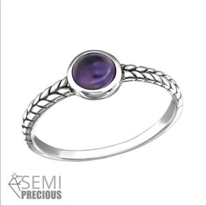 Sterling Silver Amethyst Gemstone Ring